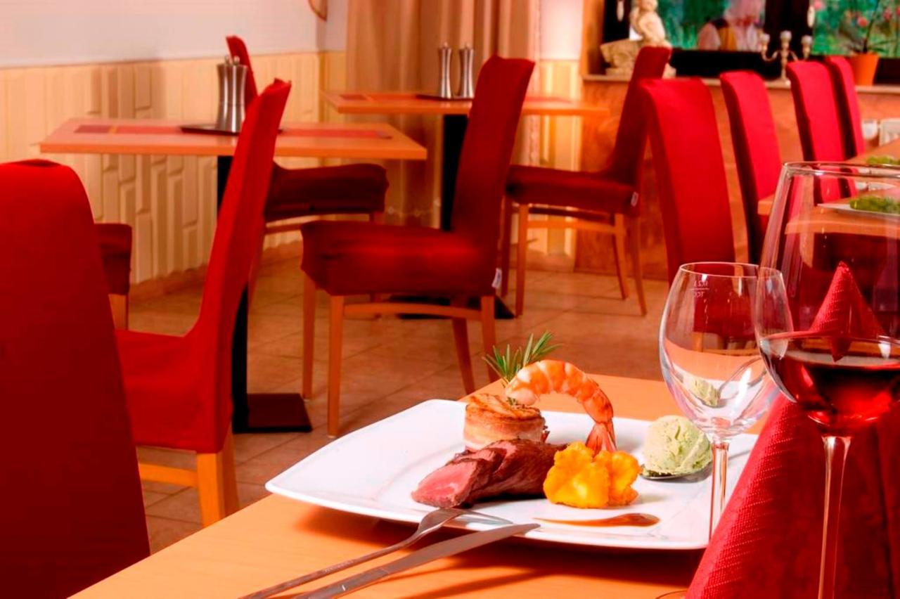 Hotel An Der Sauer Minden  ภายนอก รูปภาพ
